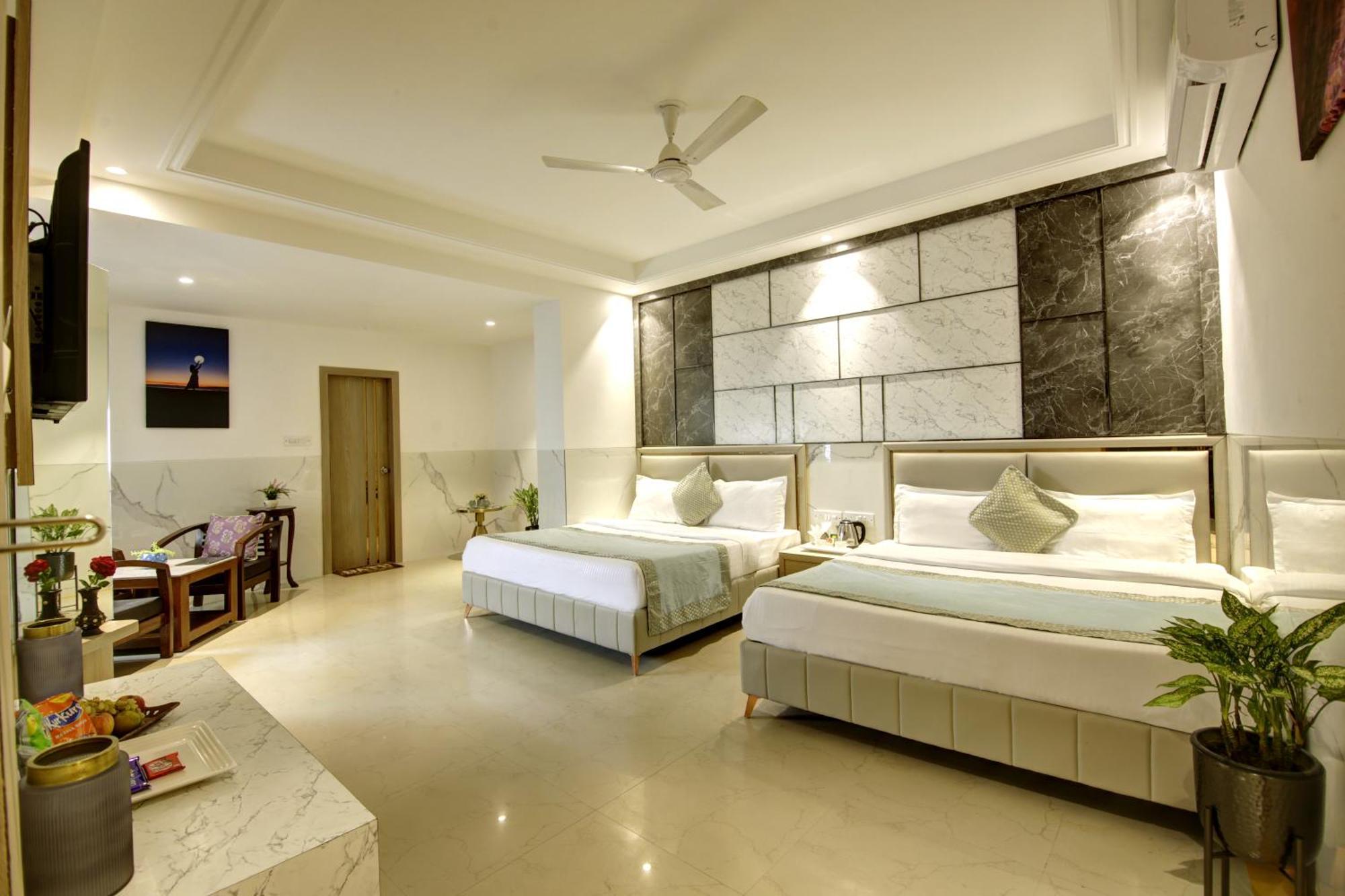 Delhi 37 By Star Group 4*