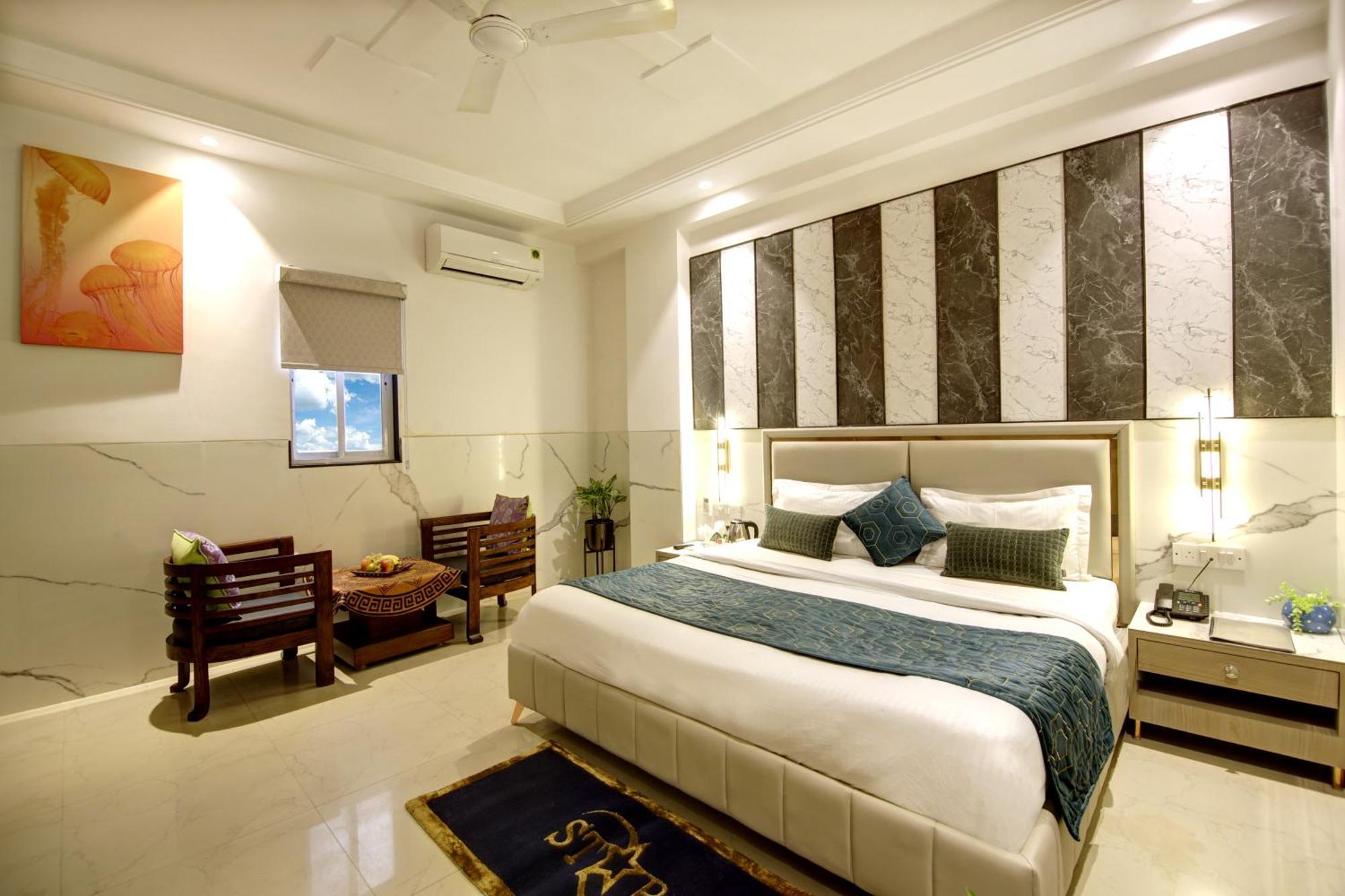 Delhi 37 By Star Group
