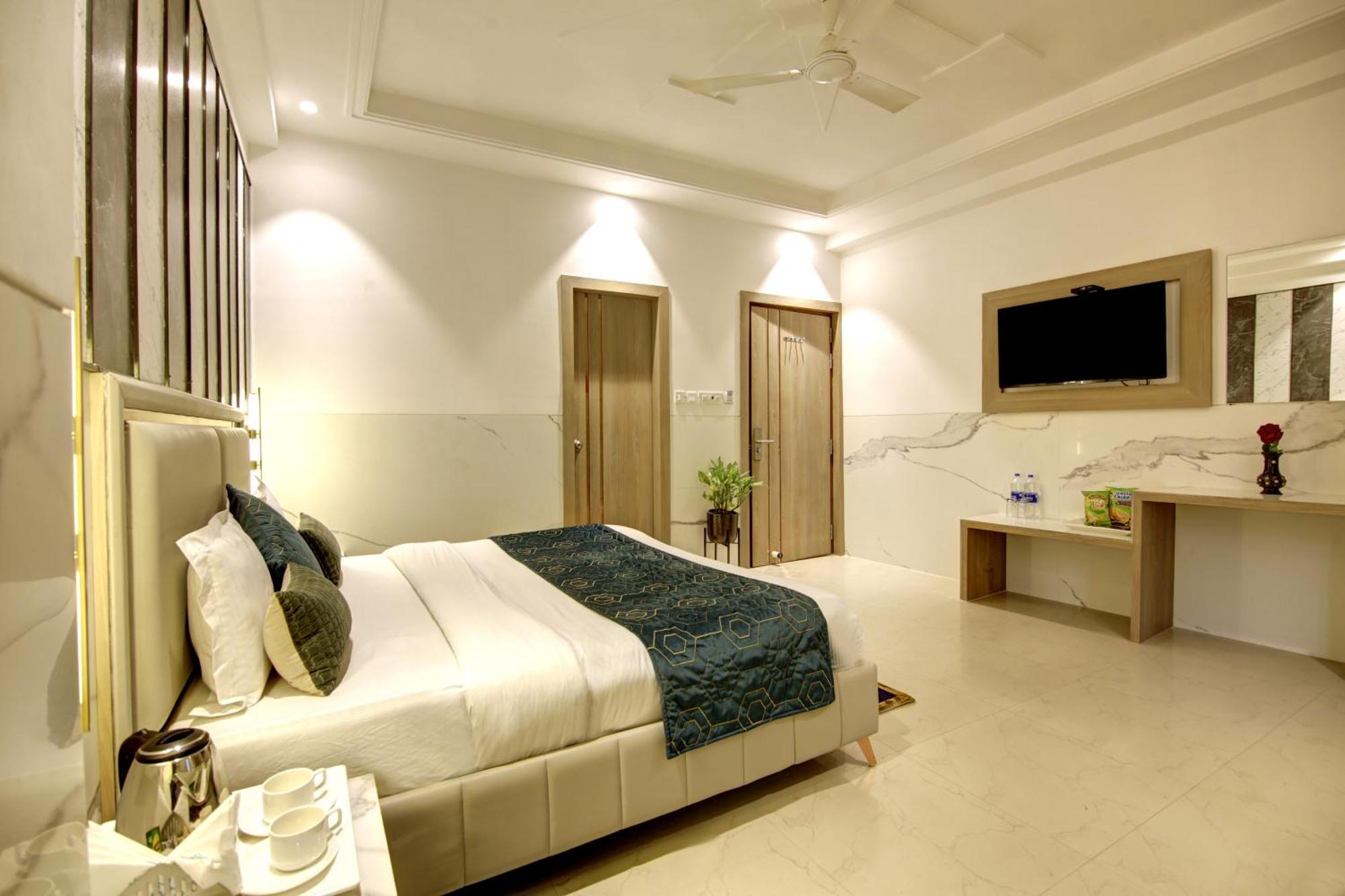 Hotel Delhi 37 By Star Group New Delhi