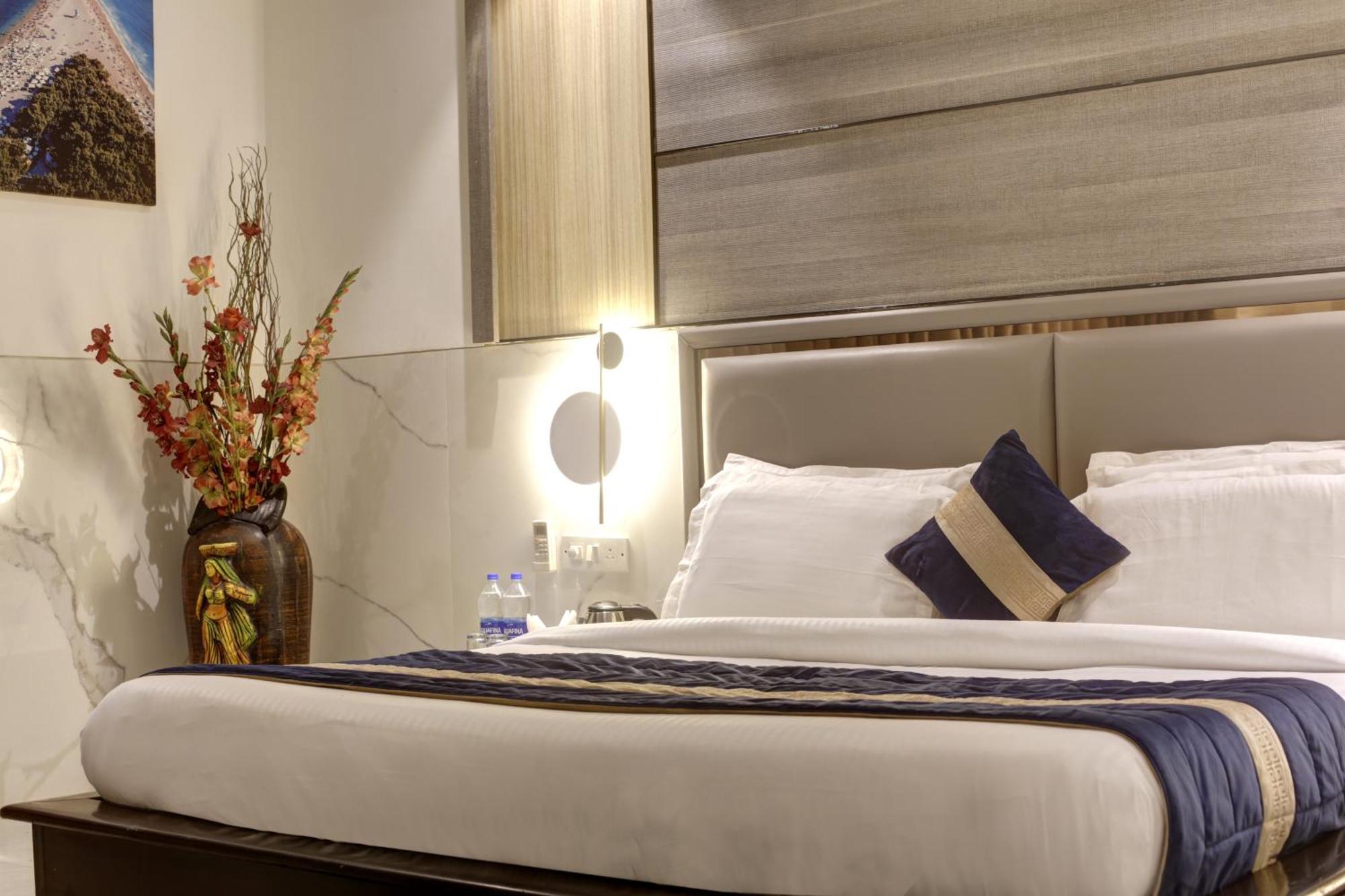 Delhi 37 By Star Group Hotel