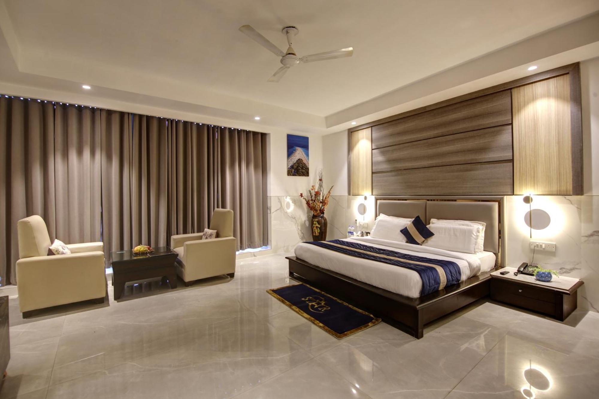 Delhi 37 By Star Group 4*