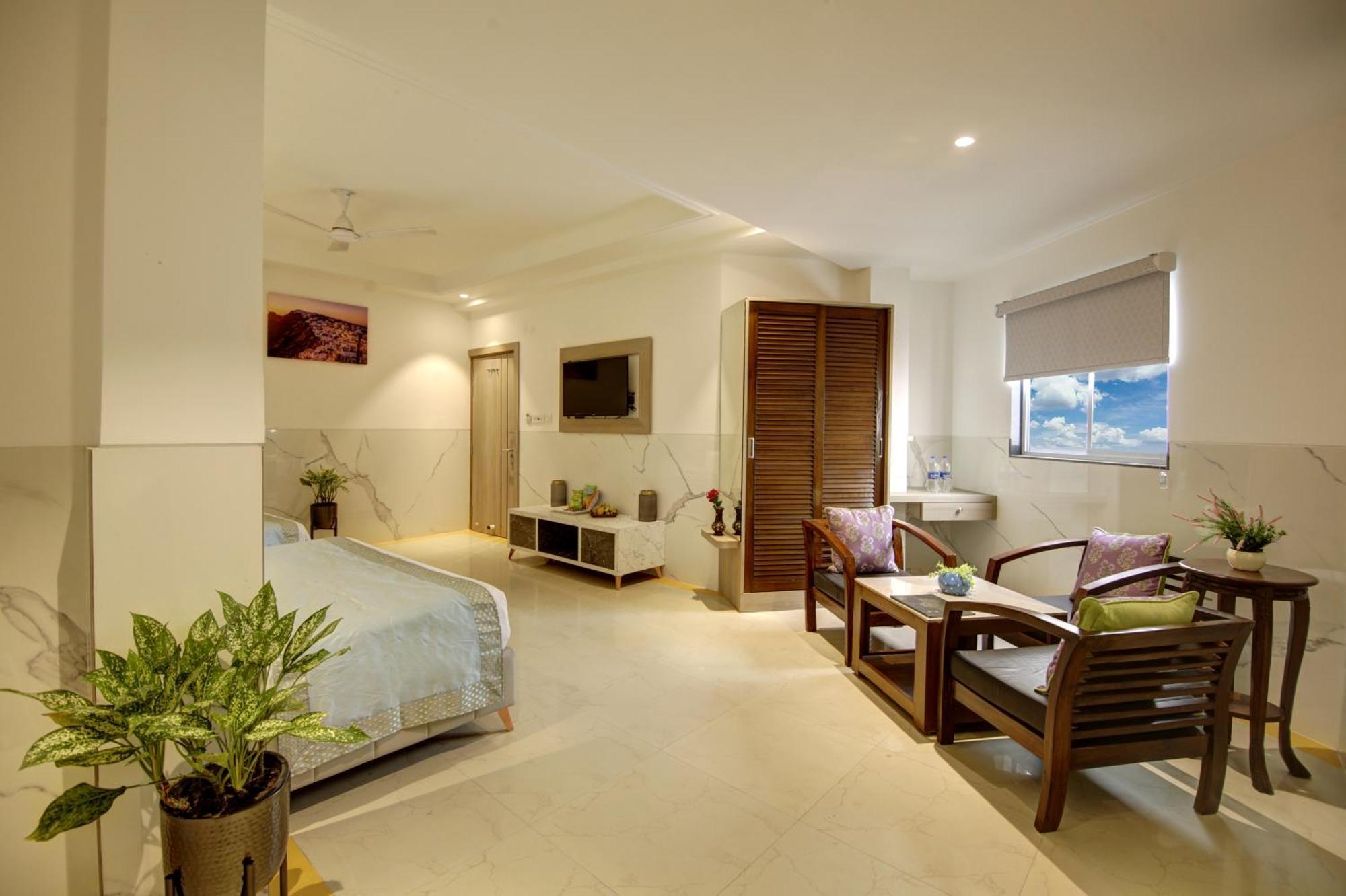 Delhi 37 By Star Group