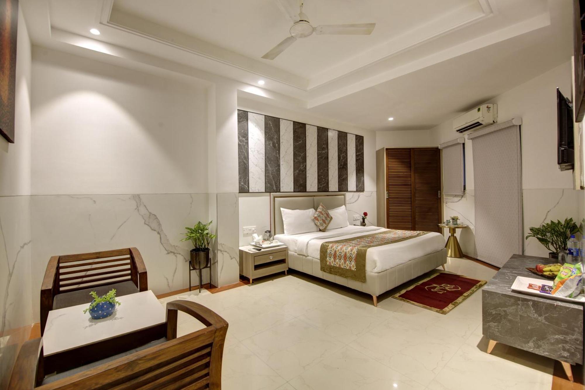 Delhi 37 By Star Group