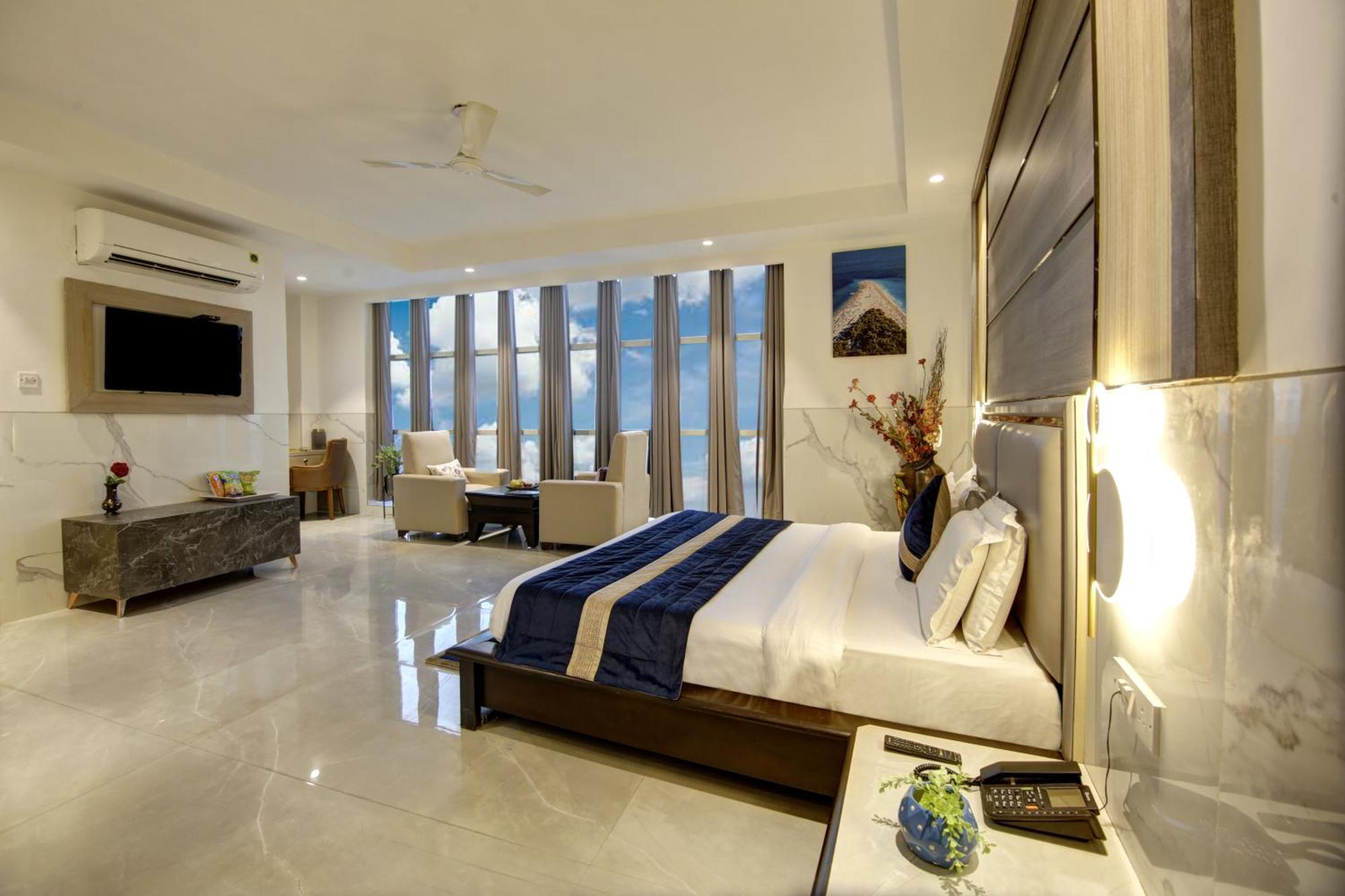 Delhi 37 By Star Group Hotel 4*