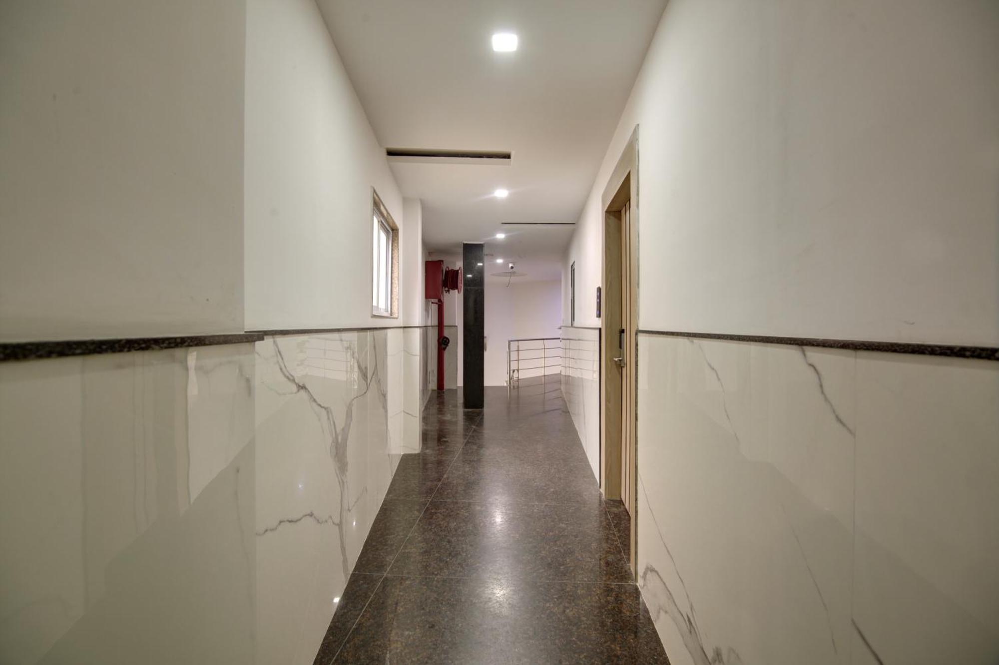 Delhi 37 By Star Group 4*