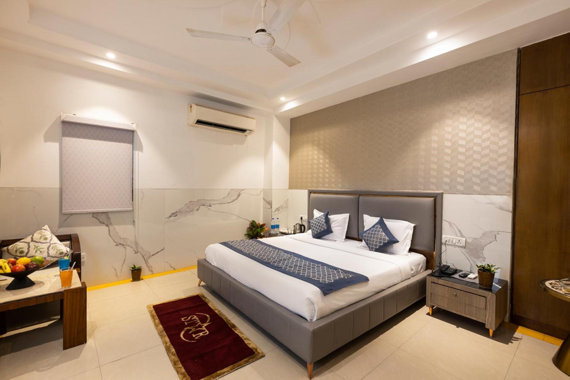 Delhi 37 By Star Group 4*