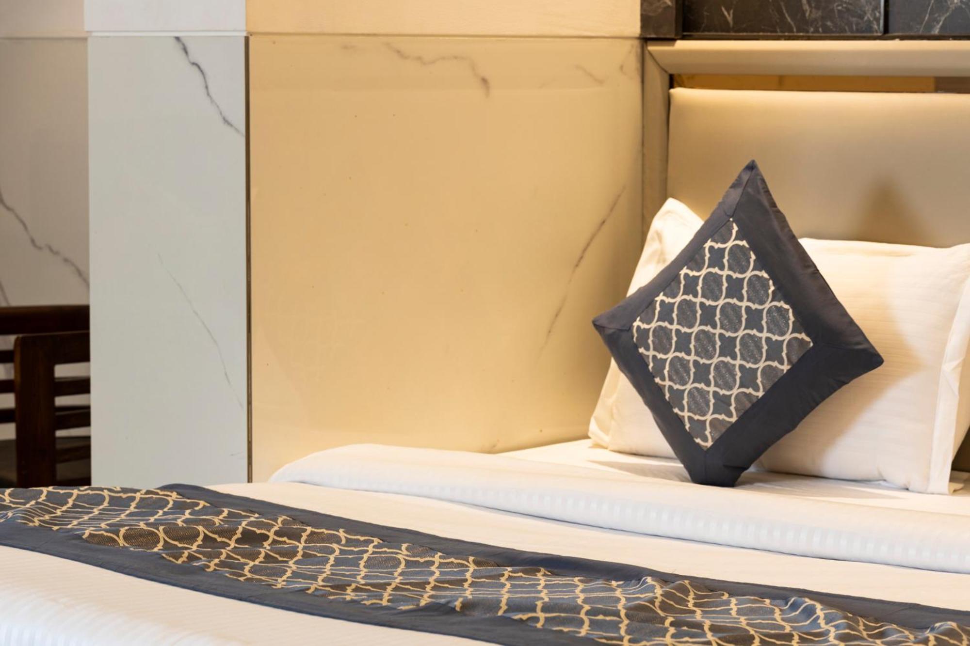 Delhi 37 By Star Group Hotel 4*
